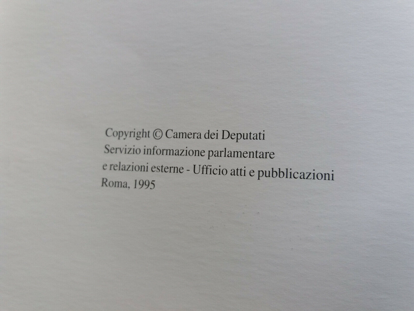 LIBRO " POESIA A MONTECITORIO " Bertolucci , Bigonciari, Luzi, Sanguineti