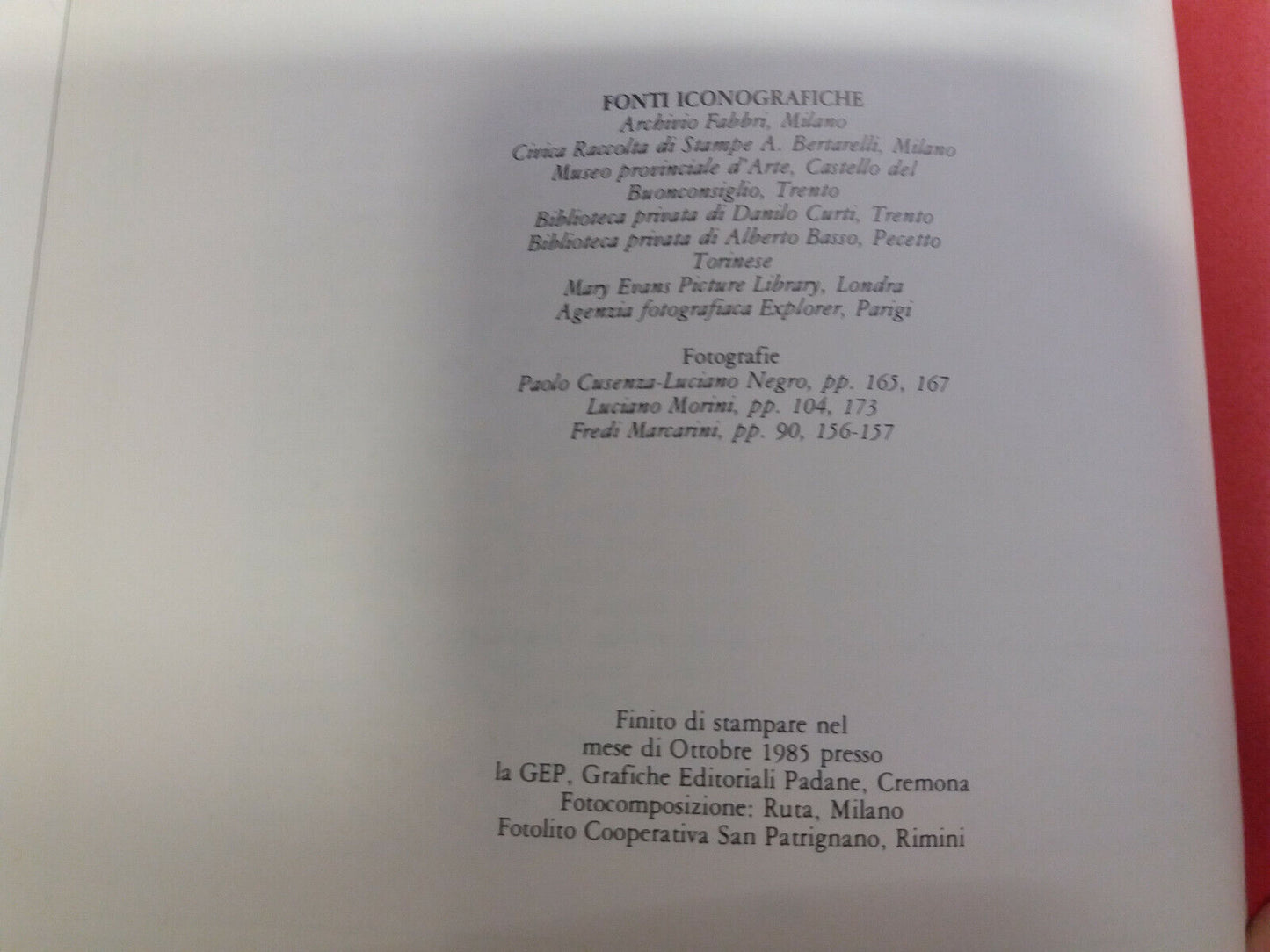 LIBRO - SUI SENTIERI DELLA MUSICA - A. Basso- L Berio - ediz IDEA LIBRI .1985