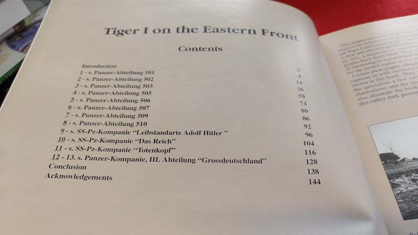 LIBRO : TIGER I . On the eastern front - di J Restain, Historie e c. In Inglese