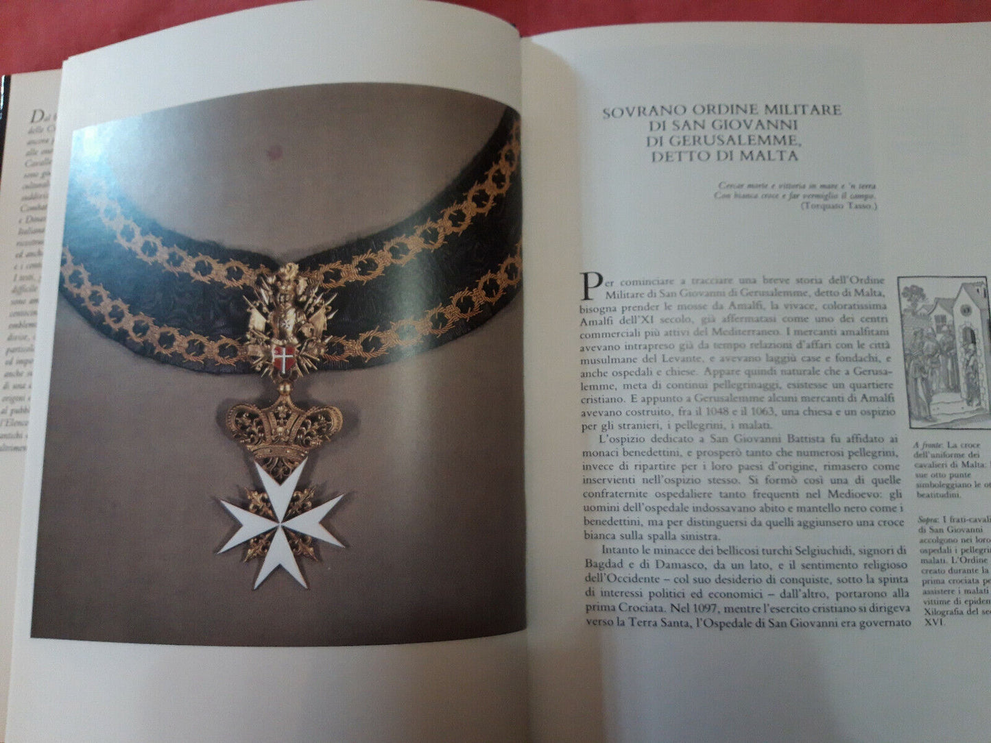 LIBRI "Il libro d oro degli onori ed Nardini - 1990..............