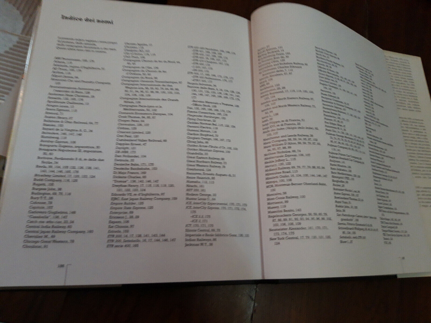 LIBRO - L EPOPEA DEL TRENO DALL OTTOCENTO AI NOSTRI GIORNI . 1999 Mondadori....