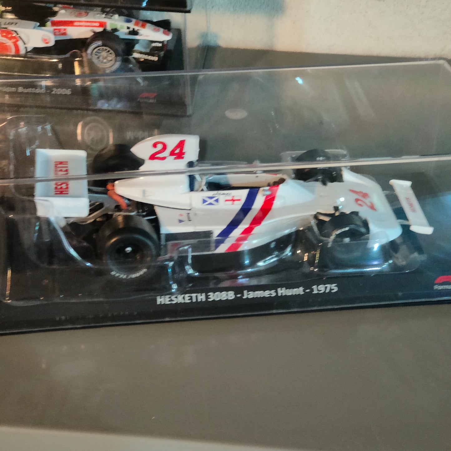 Le grandi formula1 - Hesketh 308B di James Hunt del 1975 già in teca rigida. NUOVA uscita n 41