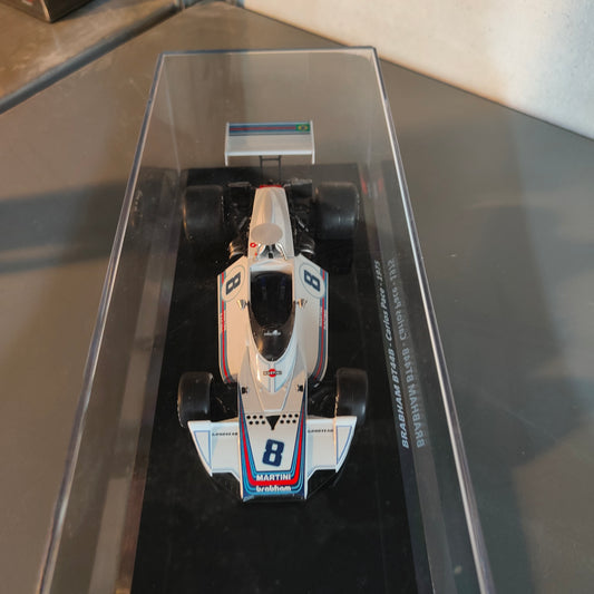 GRANDI FORMULA 1 - BRABHAM BT44B di Carlos Pace -1975 -ATTENZIONE GIÀ IN TECA RIGIDA con fascicolo NUOVA