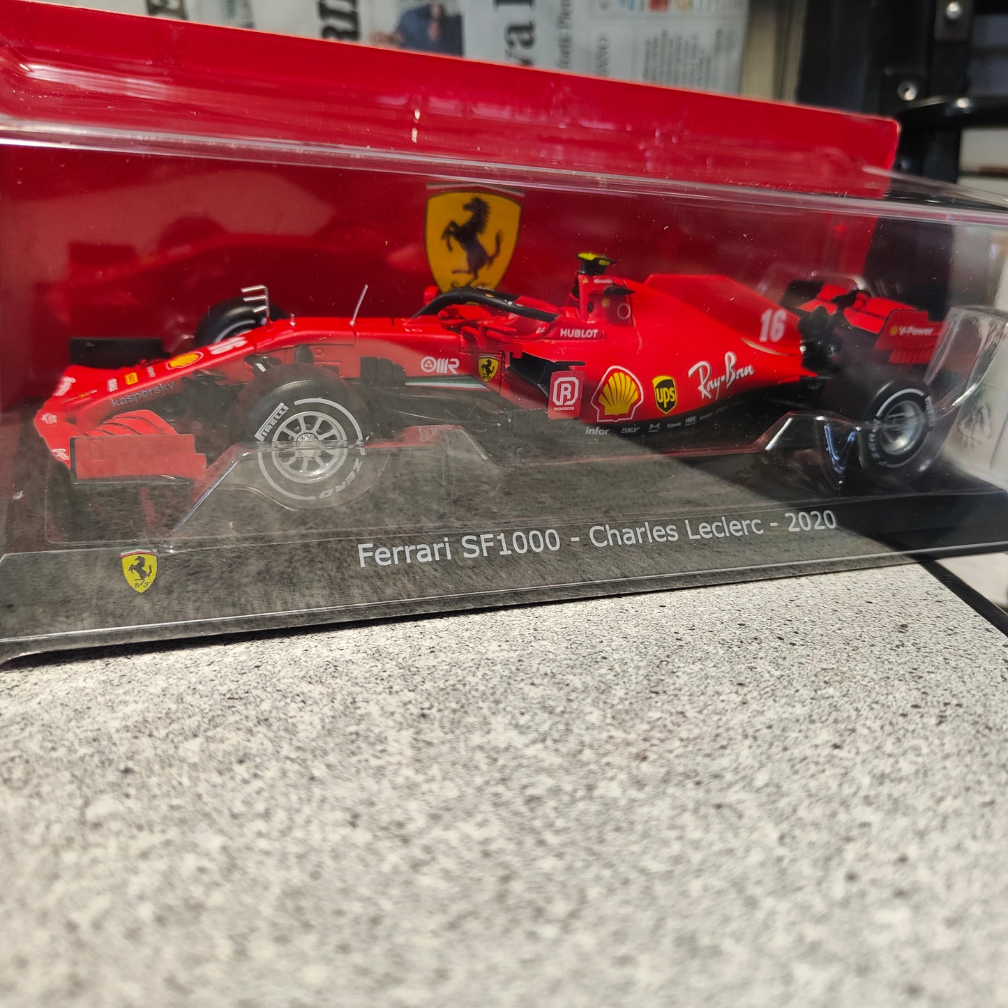 GRANDI FERRARI - FERRARI SF 1000 di CHARLES LECLERC . Del 2020 - 1.24 . Nuova con fascicolo