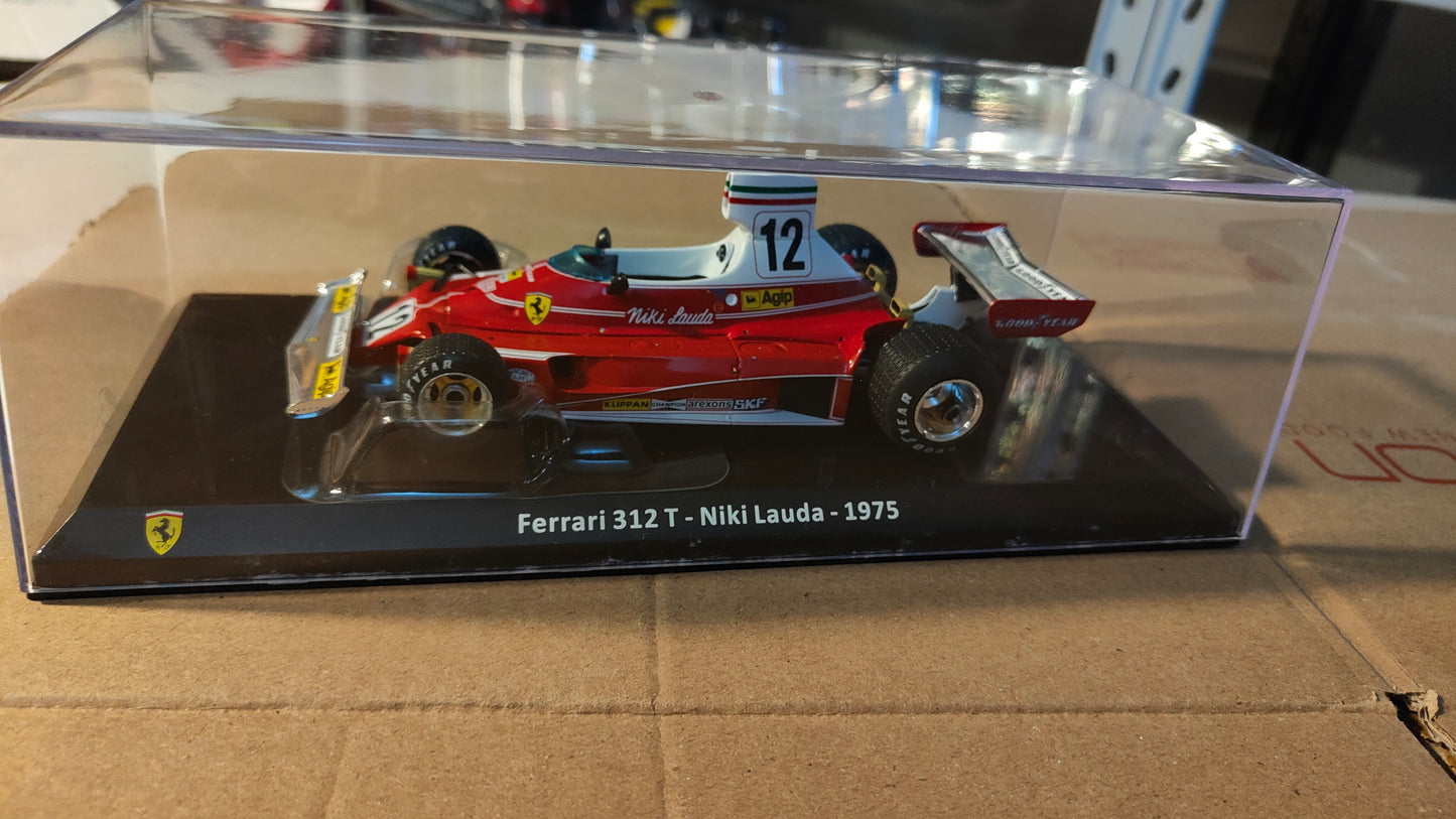 Grandi Ferrari . 312 T Niki Lauda del 1975 .nuova col fascicolo formato 1:24