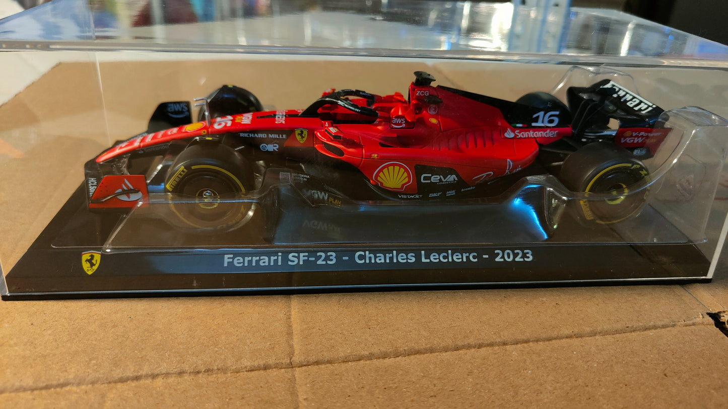 Grandi Ferrari sf23 di Charles Leclerc 2023 con fascicolo nuova
