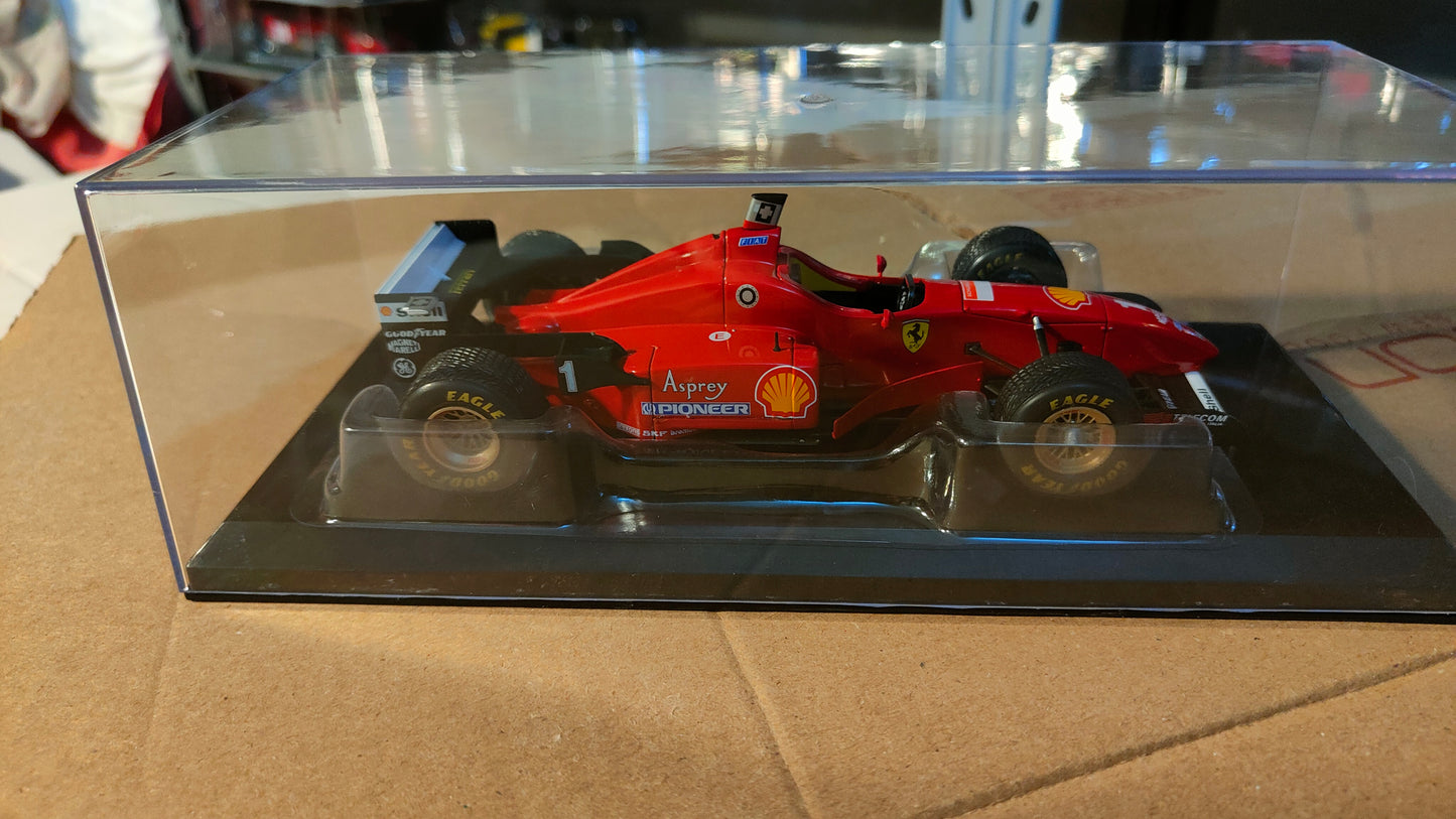 Grandi Ferrari F310 Michael Schumacher 1996 con fascicolo nuova