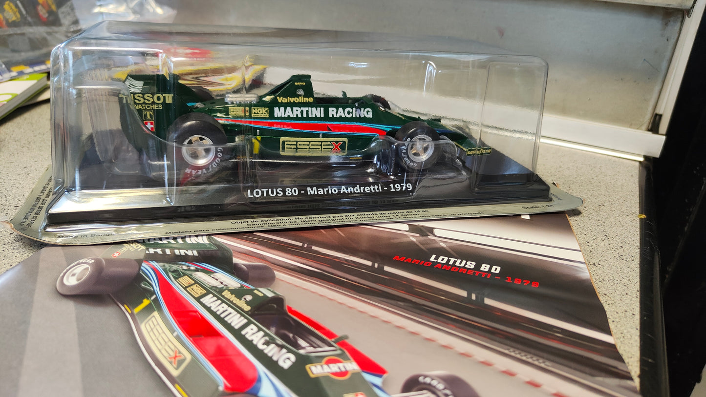 Grandi Formula 1 Auto da corsa Lotus 80 di Mario Andretti del 1979 formato 1:24 con fascicolo nuova
