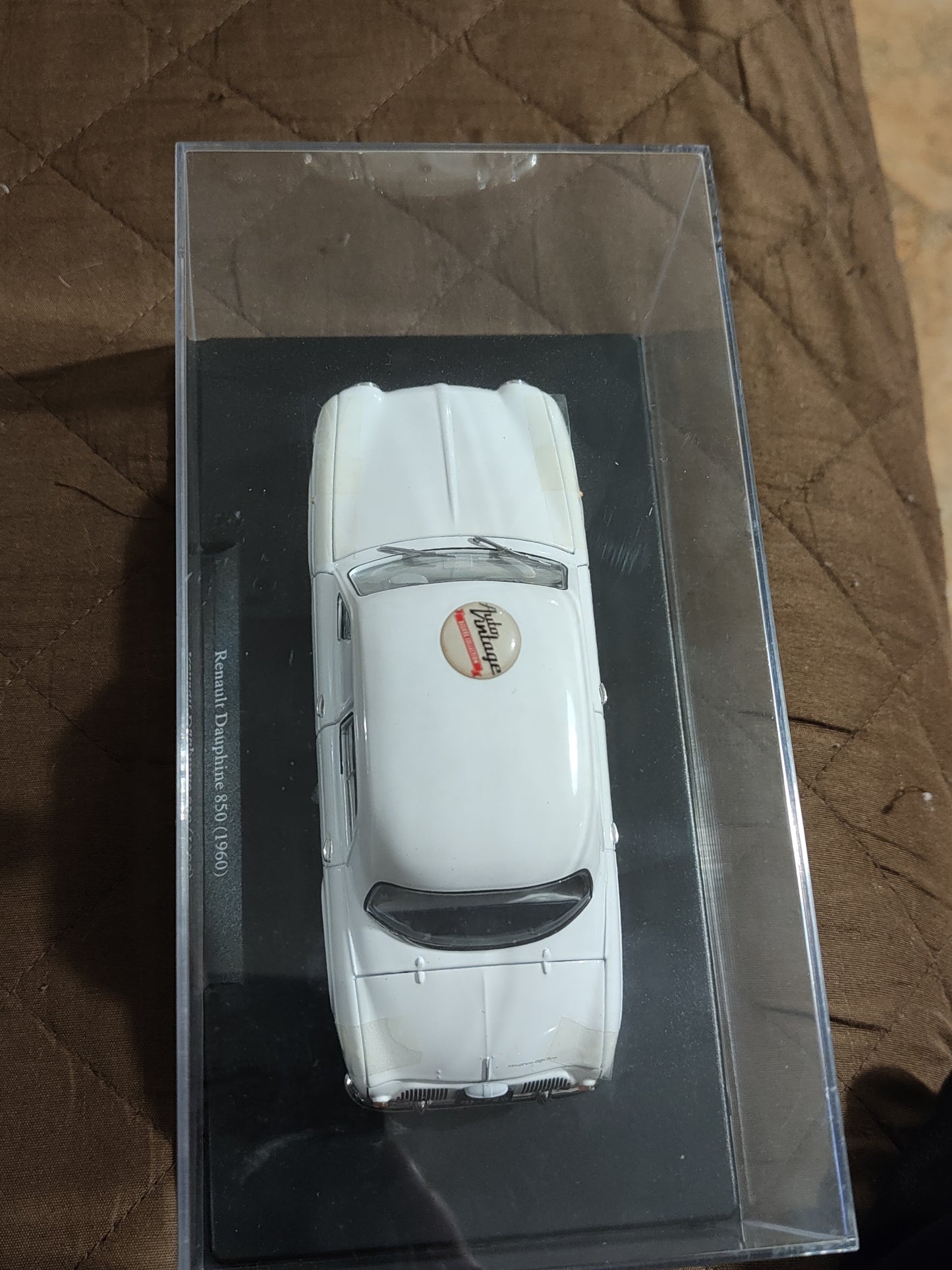 Auto vintage 1° ediz. RENAULT DAUPHINE 850 del 1960 Mai aperta.