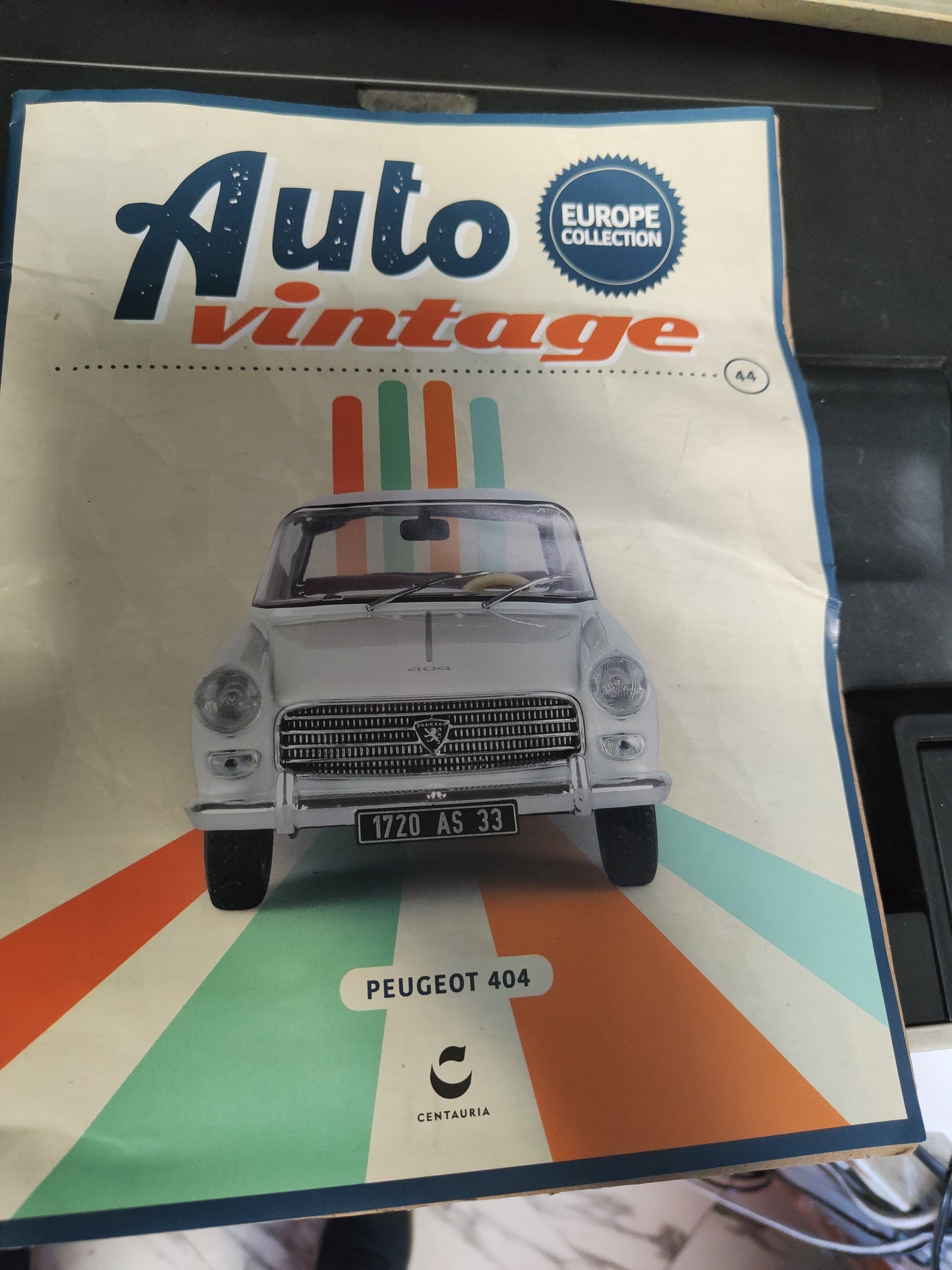 AUTO VINTAGE. Peugeot 404 del 1962. Con fascicolo NUOVA