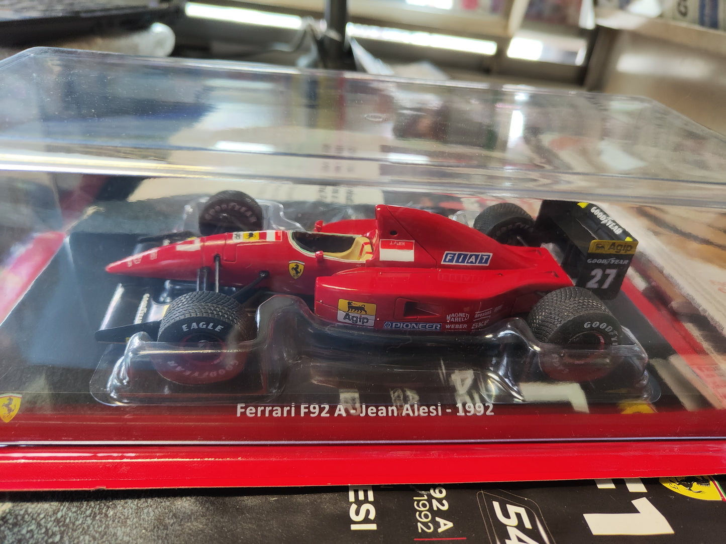 Grandi Ferrari F92a di Jean Alesi del 1992 formato 1:24Nuova