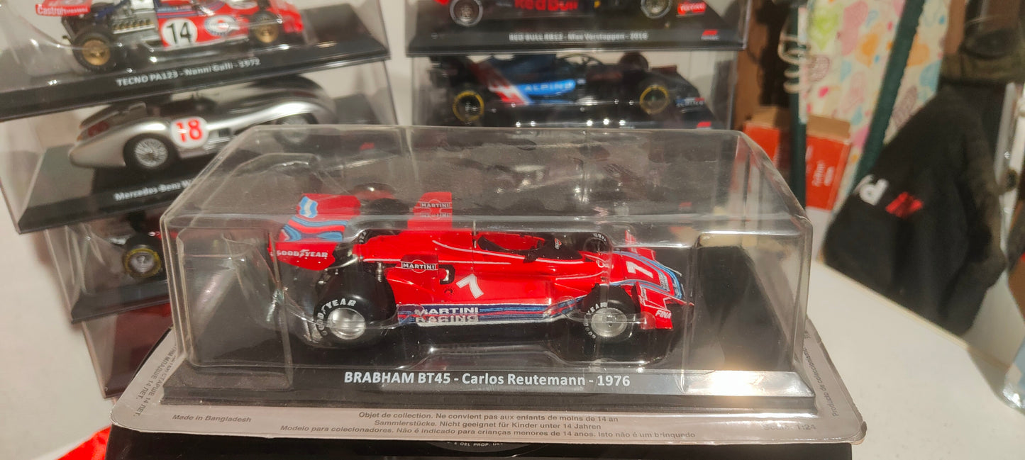 3 Auto da corsa . Grandi formula 1  Centauria  form 1.24 Reutemann  Alesi  Piquet   nuove  con fascicolo