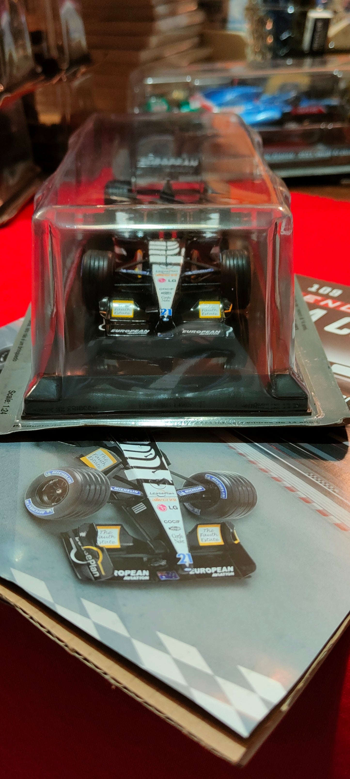 Collezione : Auto da corsa 1:24. Minardi  PS 01 Fermano Alonso del 2001  nuova