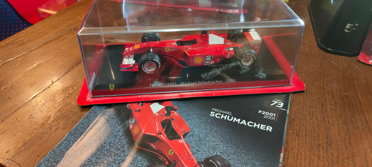 Collezione grandi Ferrari "  F 2001 di Michael Schumacher del 2001 completa e nuova forma: 1:24