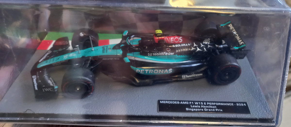Auto da corsa  1:43 n.15 MERCEDES-AMG F1 W15 e performance 2024 - LEWIS HAMILTON