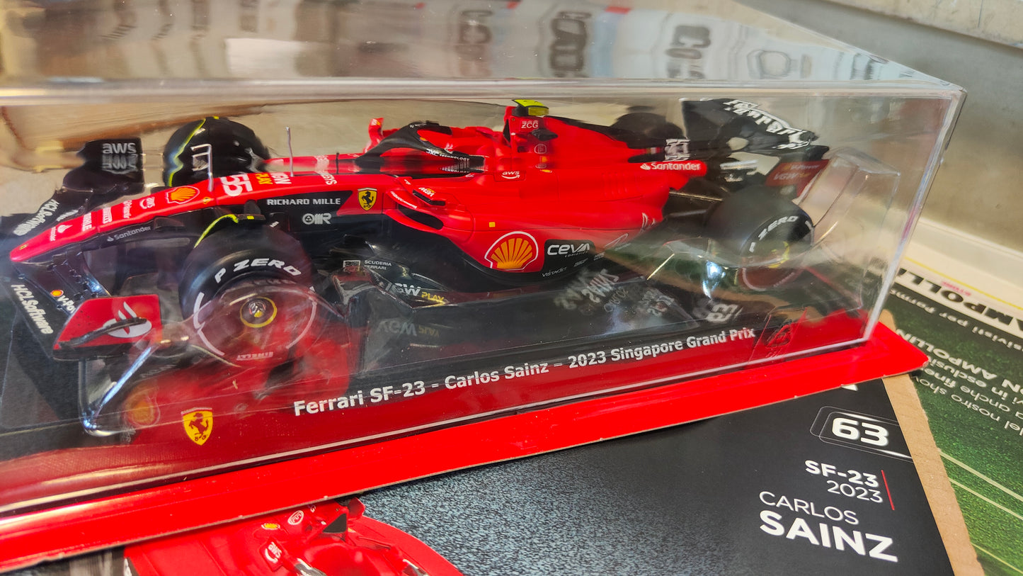 Collezione : Grandi Ferrari , form 1:24 l SF 23 Carlos Sainz Singapore 2023